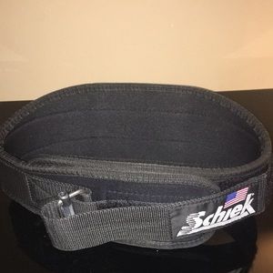 Schiek 2004 velcro lifting belt